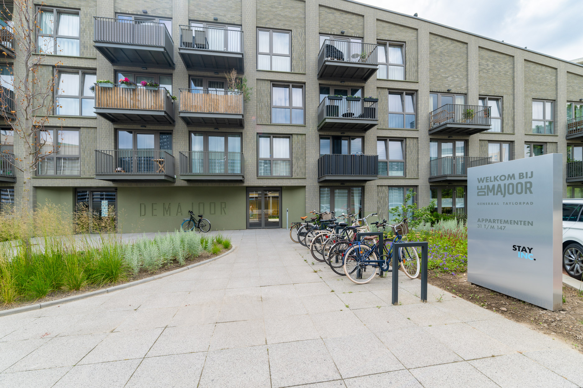 particuliere-woningen te huur op Generaal Taylorpad 93